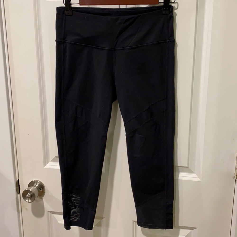 Athleta Black Crop Legging with Mesh Insets EUC - Picture 3 of 16